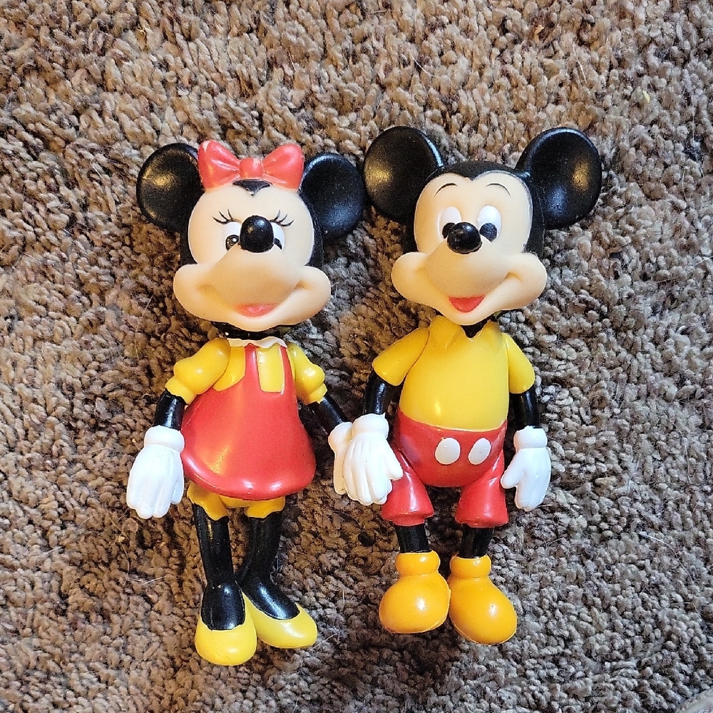 Vintage MICKEY& MINNIE Figures. 1970's Era. Made in Hong Kong.